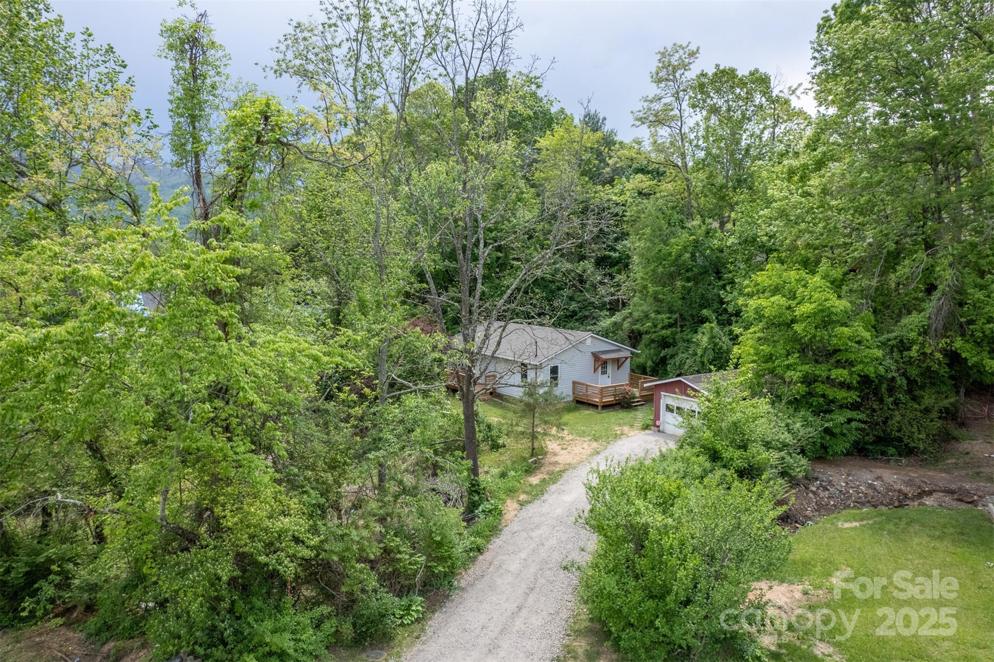 Property image 2 of 307 Hawthorne Avenue in Grovemont, Swannanoa, NC 28778