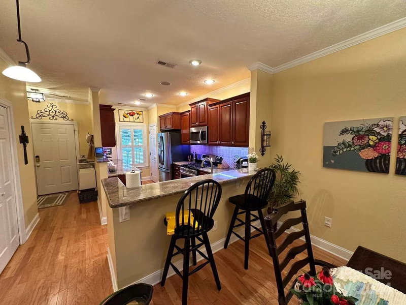 Property image 3 at 2016 Talbot Lane, Hickory, NC 28602