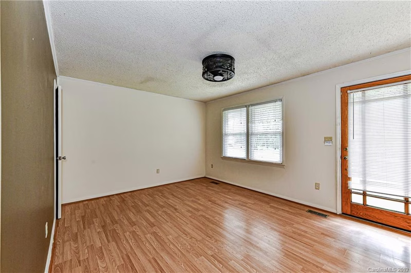 Property image 4 at 3005 Manor Road, Charlotte, NC 28209