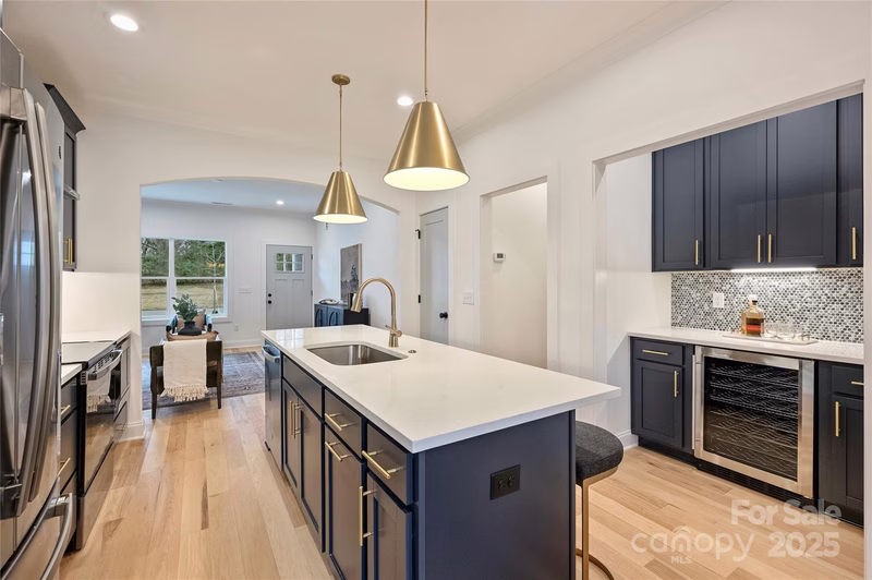 Property image 4 at 625 Colorado Avenue, Charlotte, NC 28206