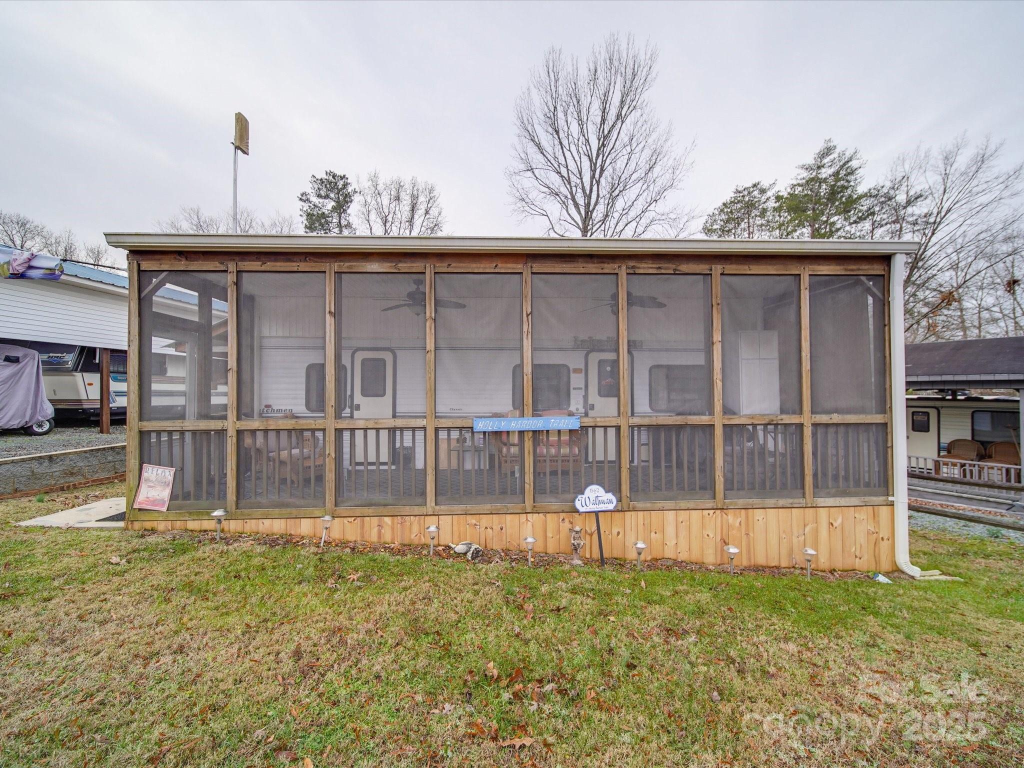Property image 2 of 171 Holly Harbor Trail in Twin Harbor, Mount Gilead, NC 27306