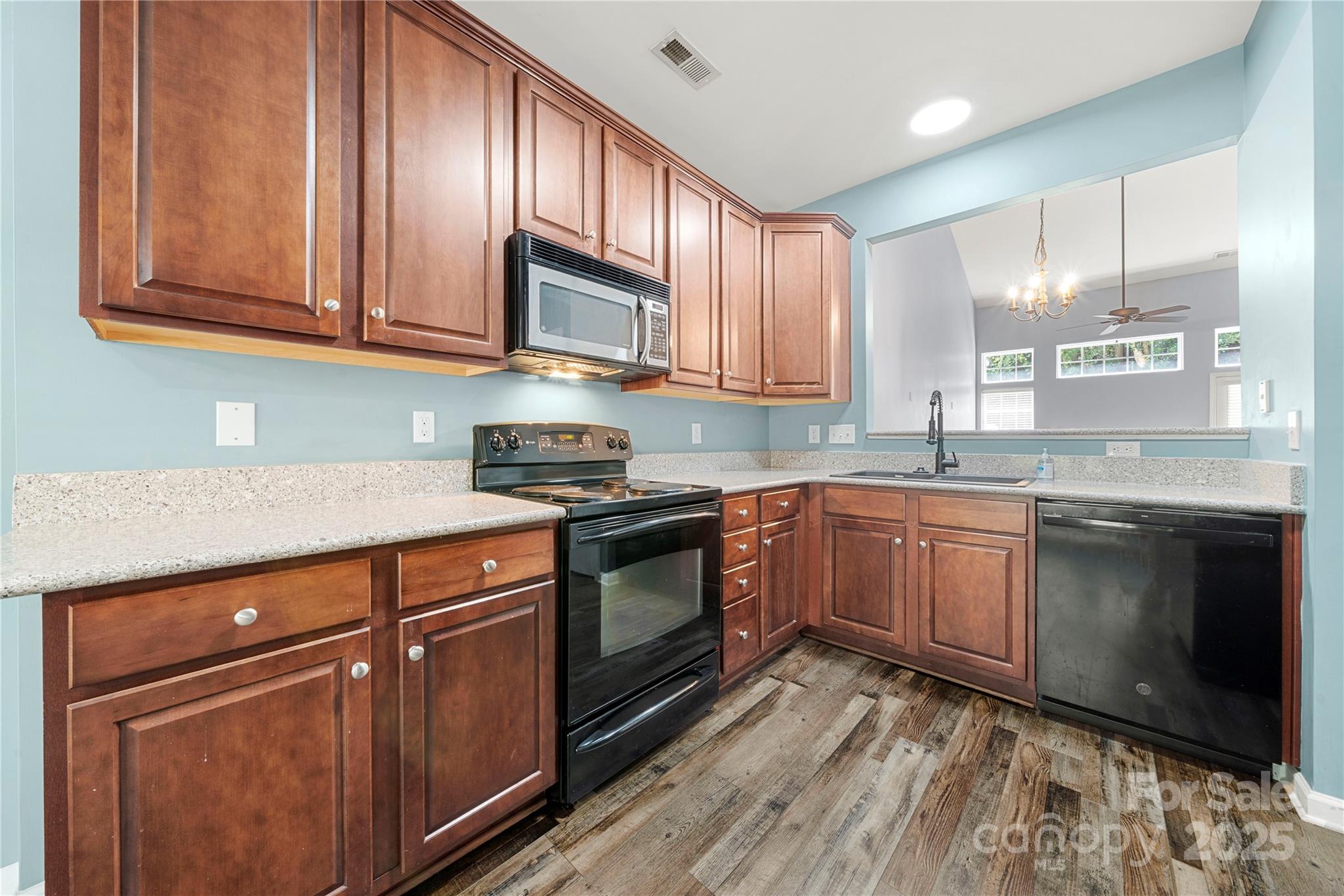 Property image 2 of 1883 Lookout Lane in Robinwood Village, Gastonia, NC 28054