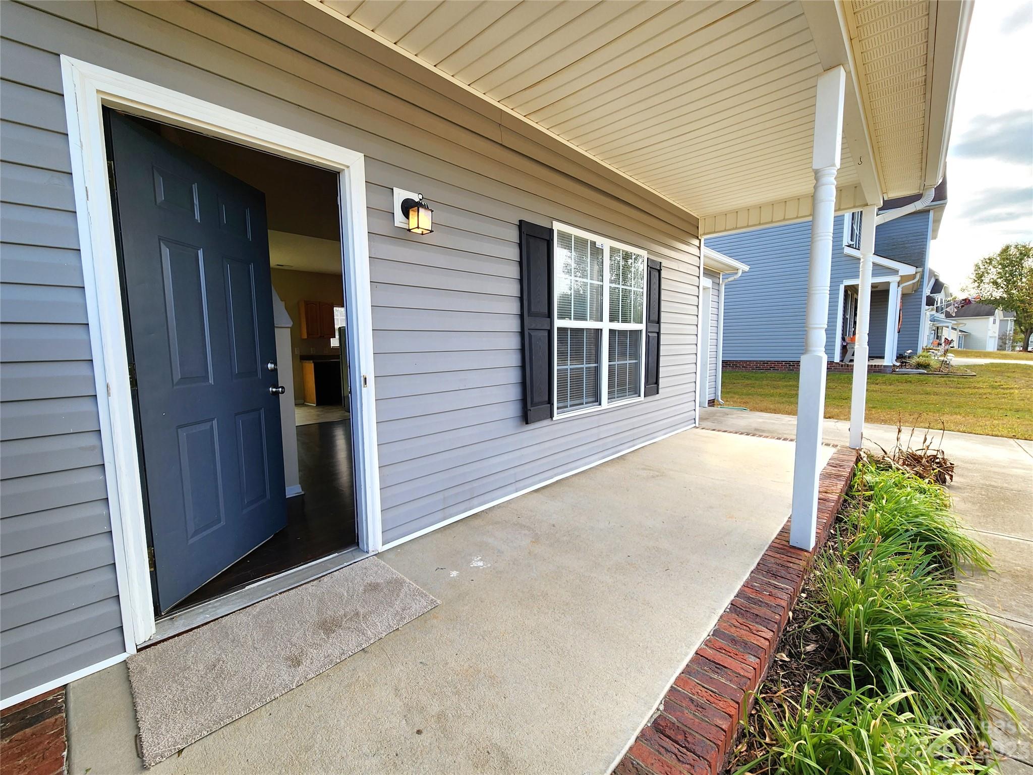 Property image 2 of 941 Anchor Way in Harbour Towne, Kannapolis, NC 28083