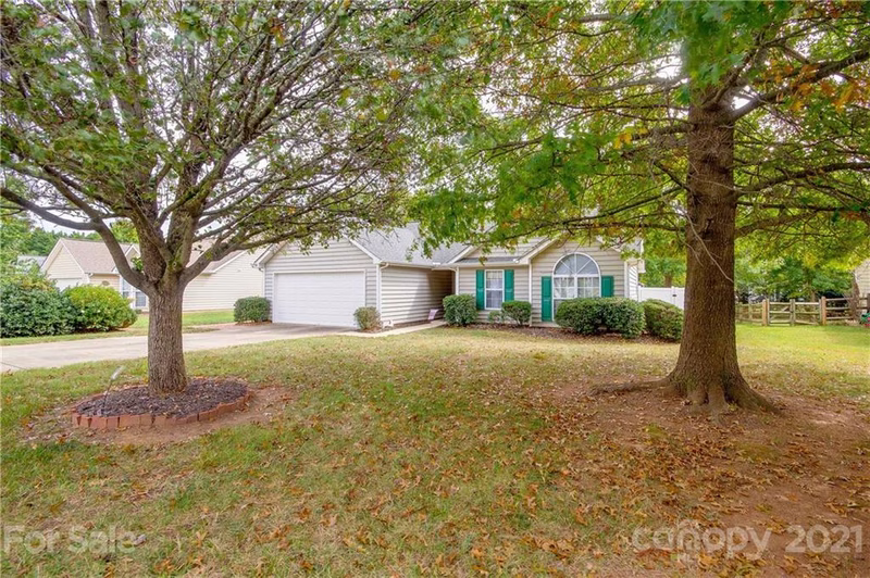 Property image 4 at 12630 Cumberland Crest Drive, Huntersville, NC 28078