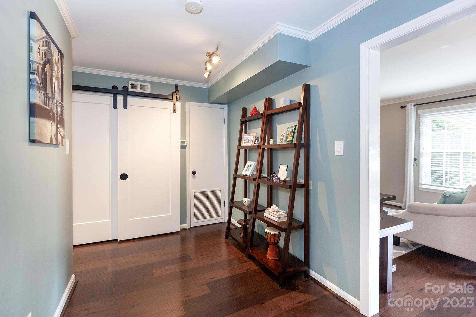 Property image 3 of 2225 Rexford Road in Trianon, Charlotte, NC 28211