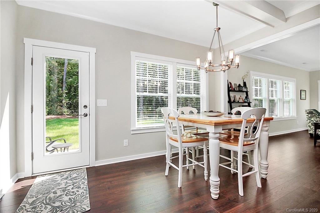 Property image 4 of 5018 Stonehill Lane in Chestnut Place, Matthews, NC 28104