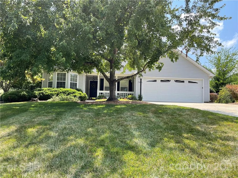 5103 Swedish Ivy Lane