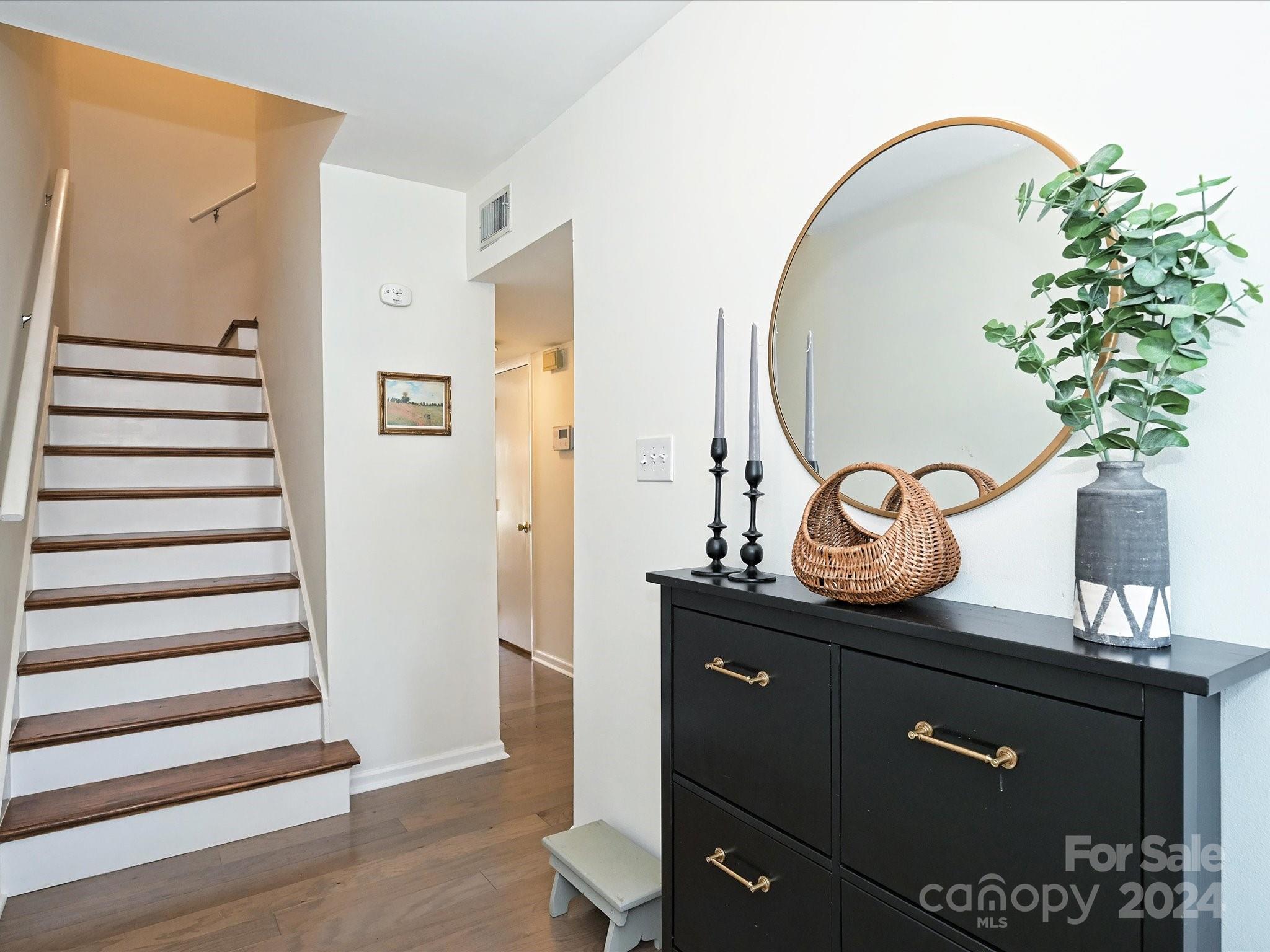 Property image 4 of 3628 Maple Glenn Lane in Sir Johns Hill, Charlotte, NC 28226