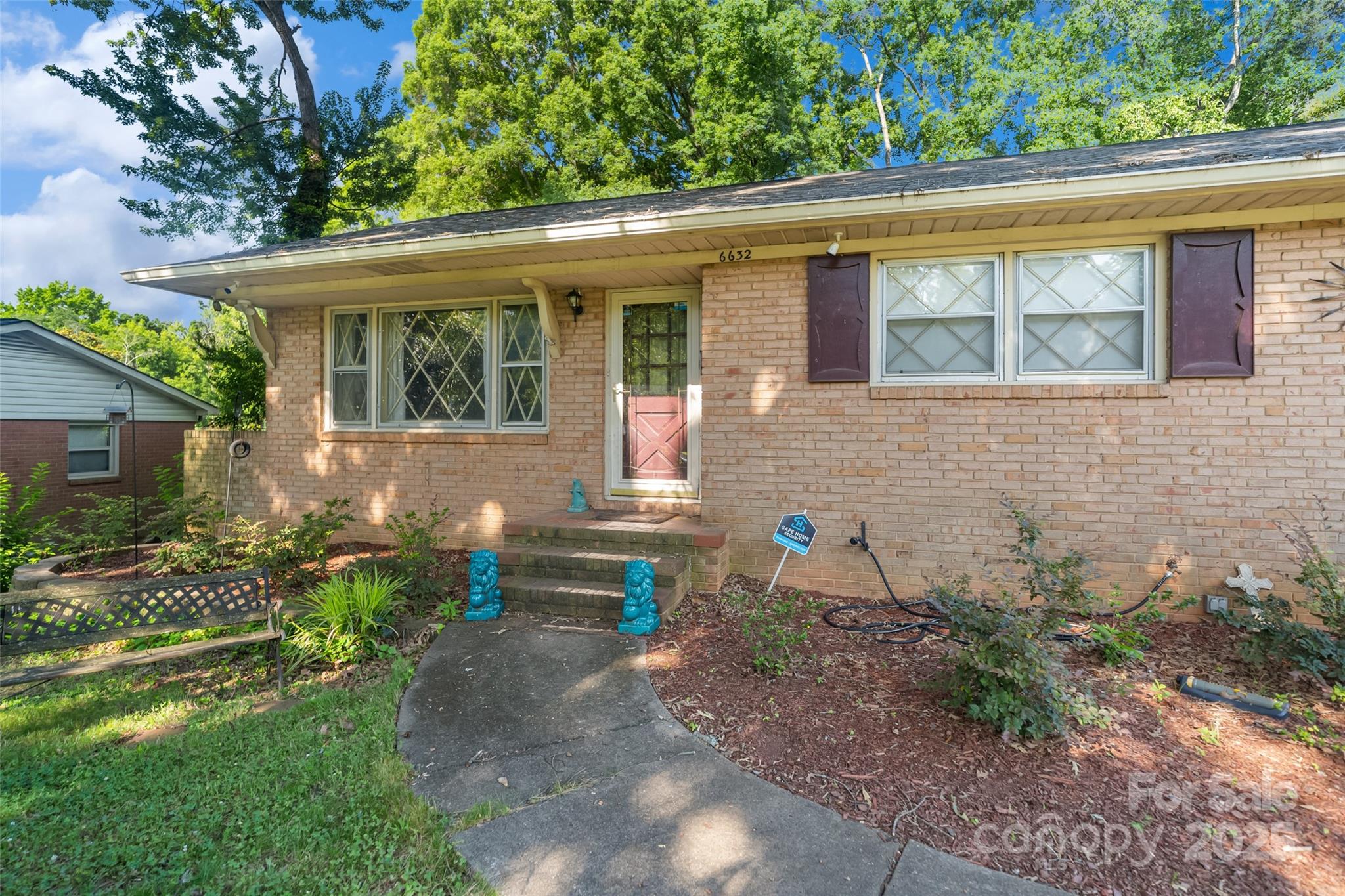 Property image 5 of 6632 Candlewood Drive in Starmount, Charlotte, NC 28210
