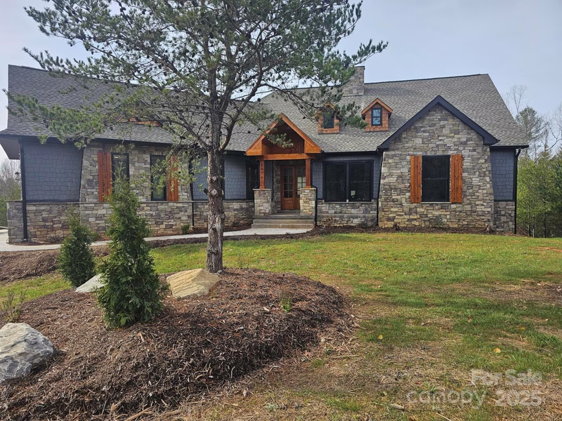 Old Oaks Estates, Morganton Community