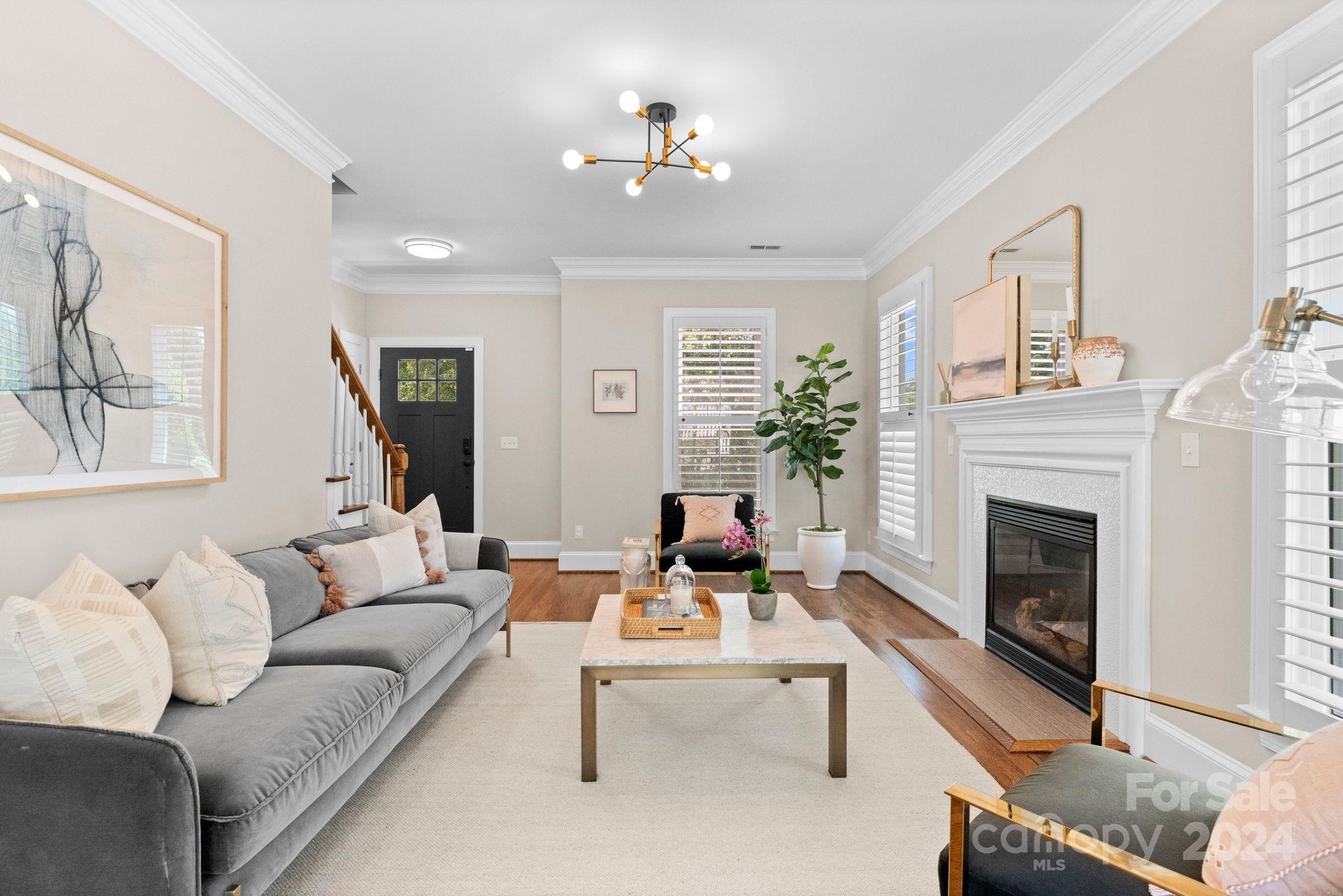 Property image 3 of 3613 Selwyn Farms Lane in Selwyn Farms, Charlotte, NC 28209
