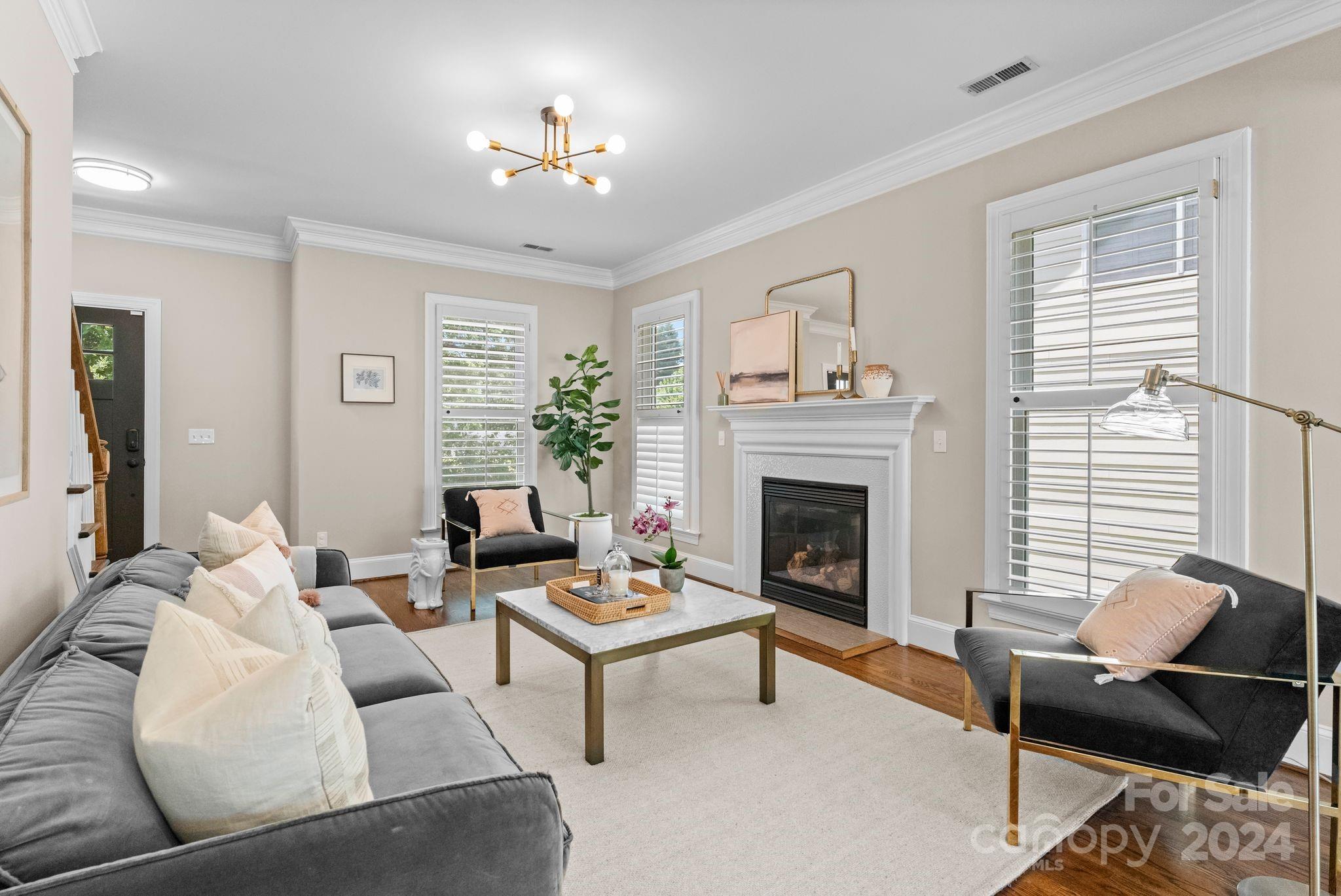 Property image 4 of 3613 Selwyn Farms Lane in Selwyn Farms, Charlotte, NC 28209
