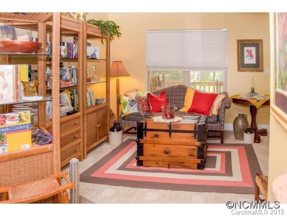 Property image 4 of 252 Wash Creek Unit A in The Cloisters, Hendersonville, NC 28739