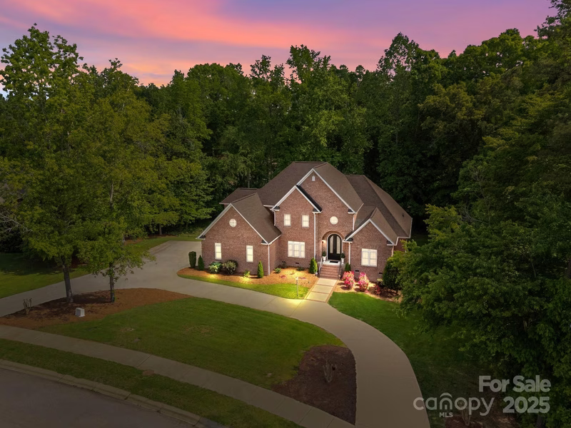 130 Churchill Drive
