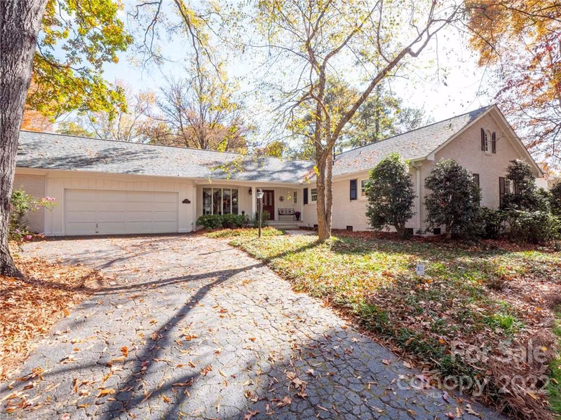 3301 Elstree Drive