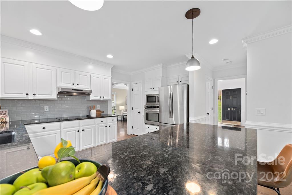 Property image 4 of 10103 Tallent Lane in Green Farm, Huntersville, NC 28078