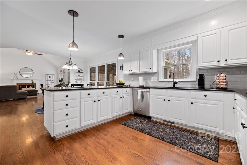 Property image 5 of 10103 Tallent Lane in Green Farm, Huntersville, NC 28078