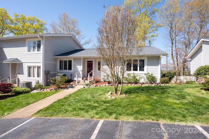 15 Hollybrook Drive