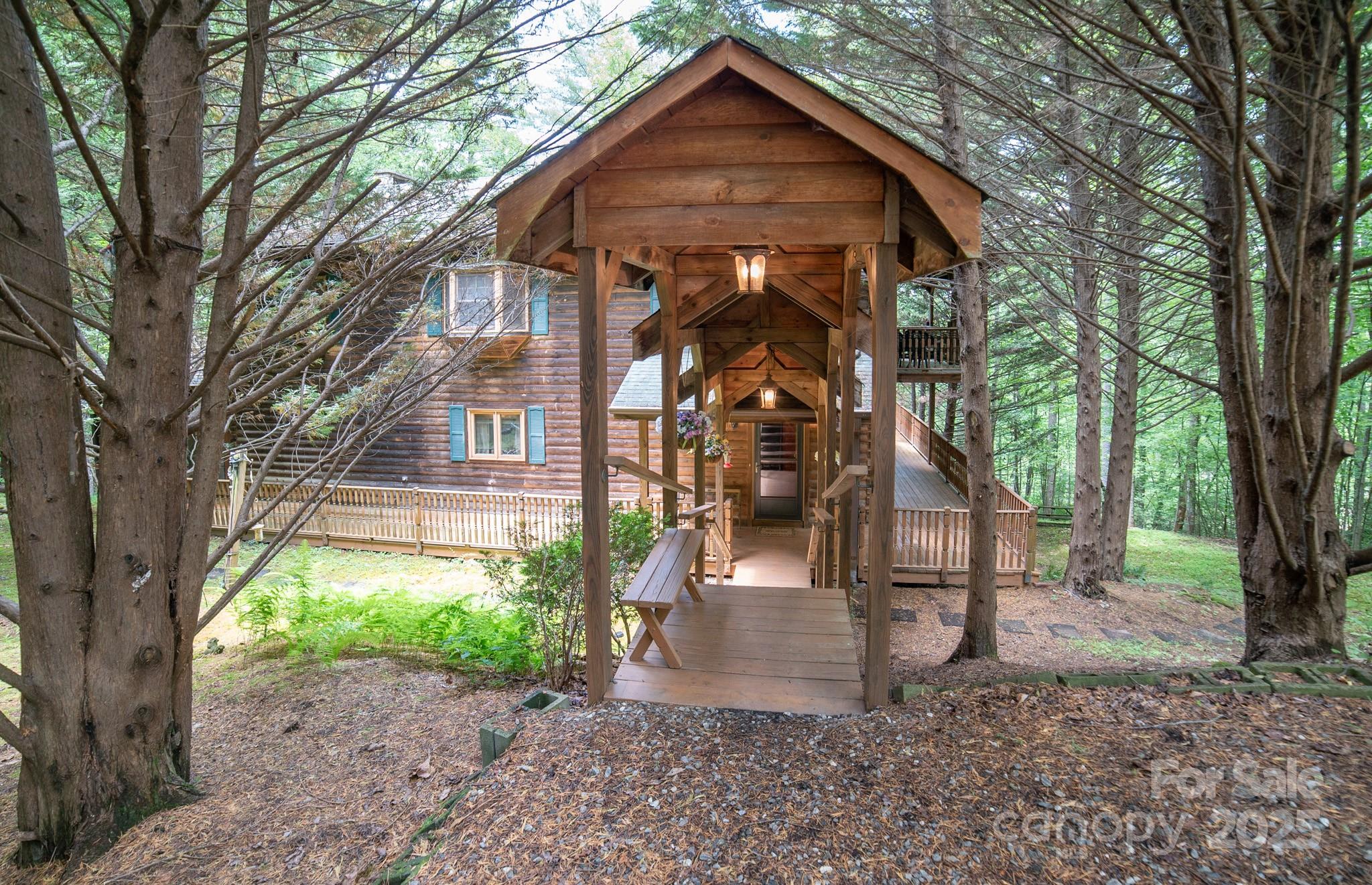 Property image 2 of 1465 Ohennesy Lane in Clover Hill Plantation, Lenoir, NC 28645