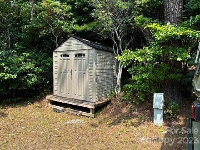 Property image 4 of 445 Bear Cub Drive in Bear Den Acres, Spruce Pine, NC 28777
