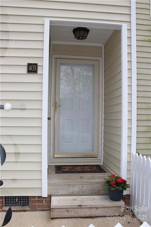 Property image 2 of 405 Eastwood Drive in Eastwood Village, Salisbury, NC 28146