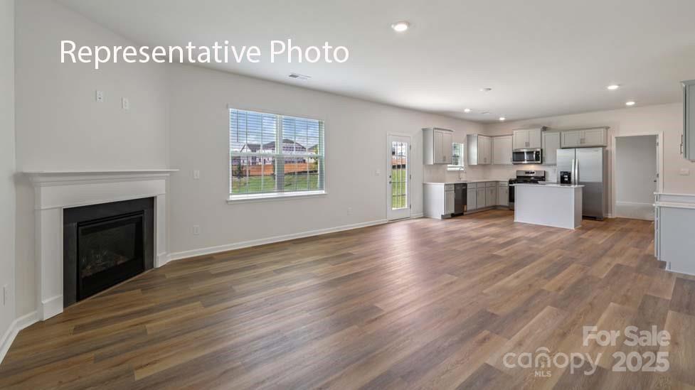 Property image 4 of 7553 Nolen Farm Drive in Nolen Farm, Gastonia, NC 28056