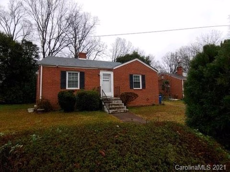 Property image 2 at 326 Westwood Drive, Statesville, NC 28677