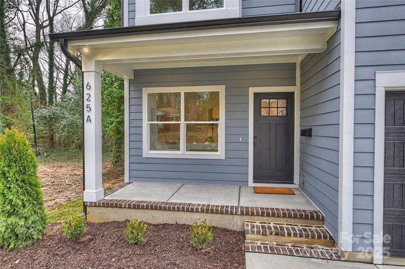 Property image 3 at 625 Colorado Avenue, Charlotte, NC 28206