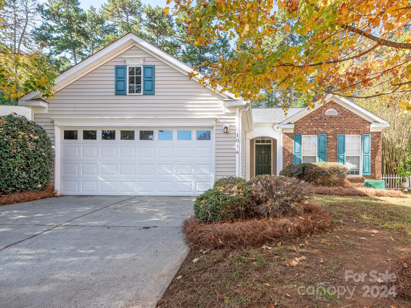 1014 Salmon River Drive
