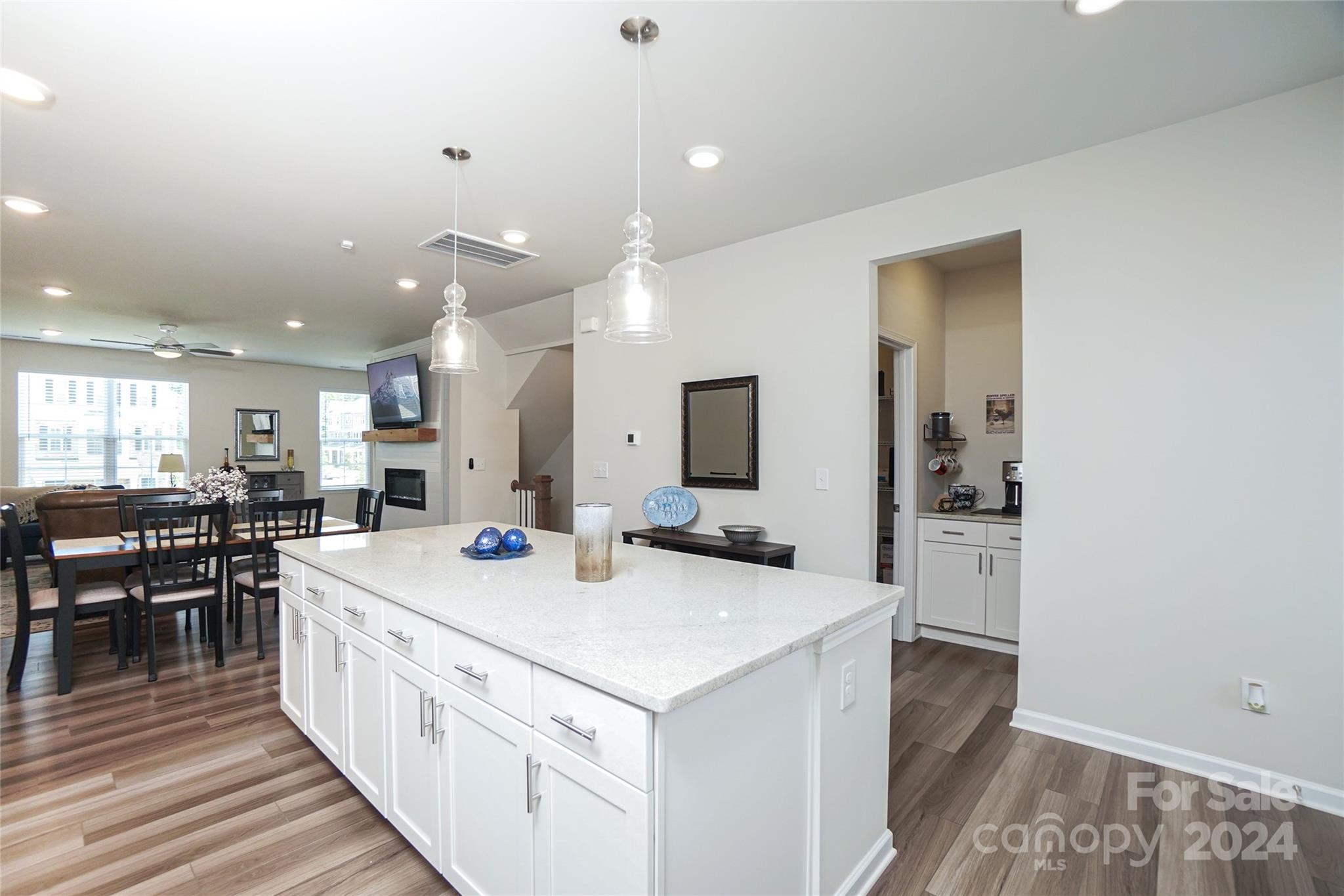 Property image 5 of 10109 Hemingway Place in Gatsby, Charlotte, NC 28227