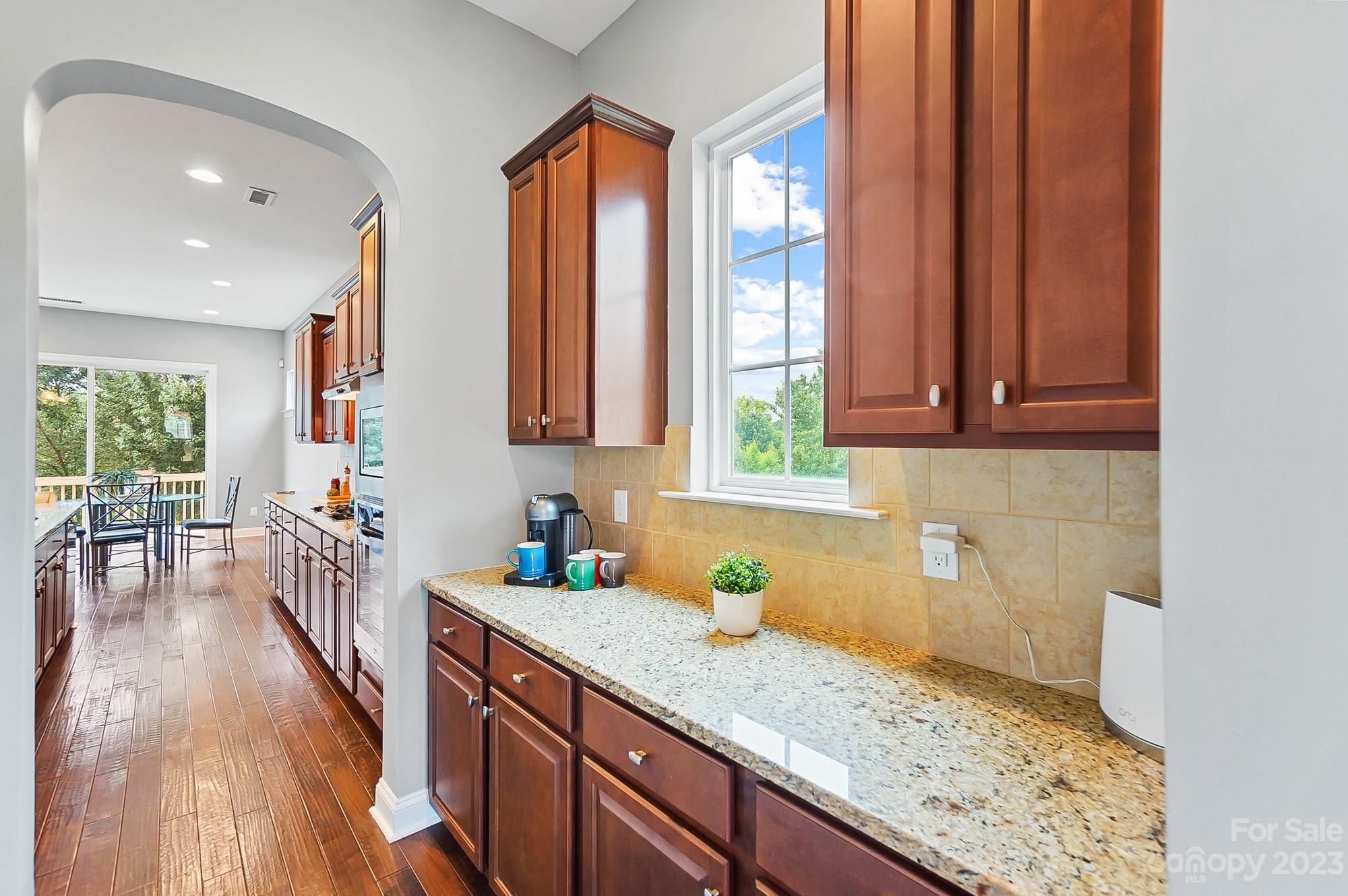 Property image 5 of 1024 Oleander Lane in Weddington Trace, Waxhaw, NC 28173