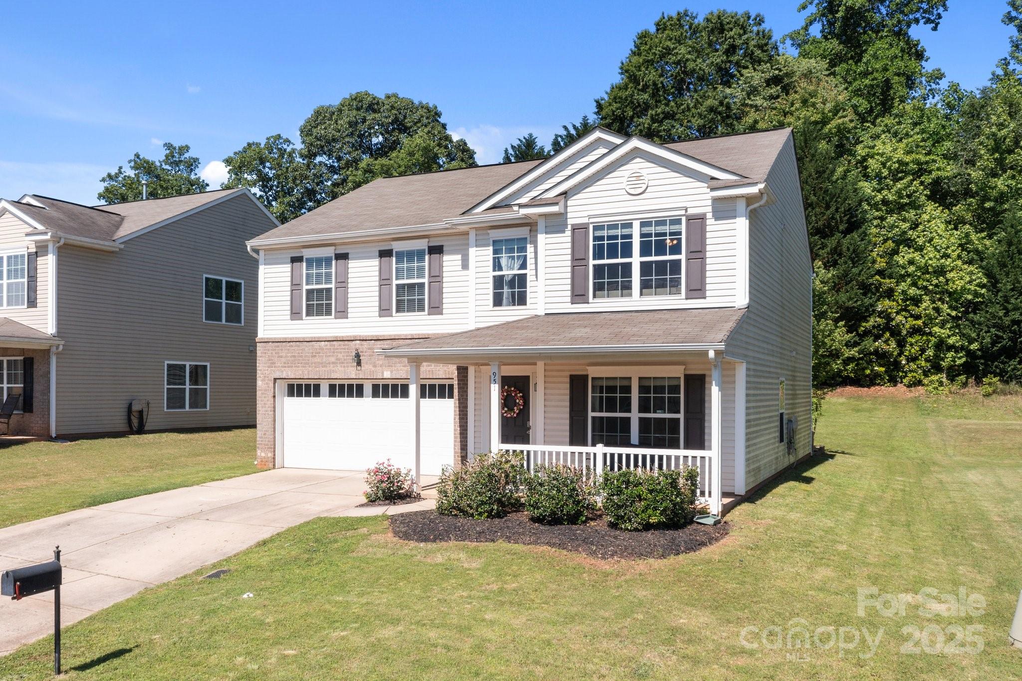 Property image 2 of 951 Sweetgum Street in Willow Creek, Gastonia, NC 28054
