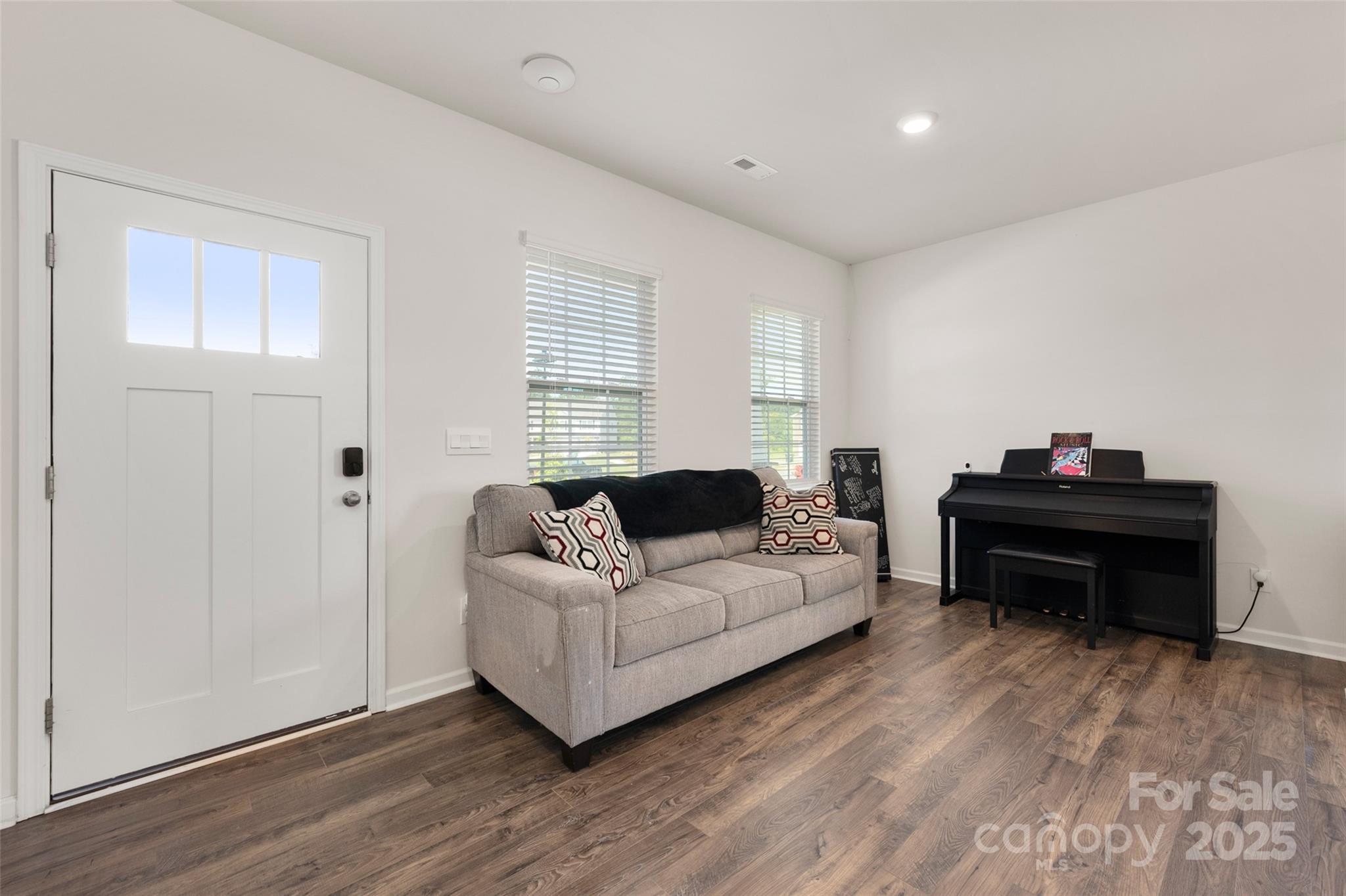 Property image 3 of 9529 Cotswood Place in Nolen Farm, Gastonia, NC 28056