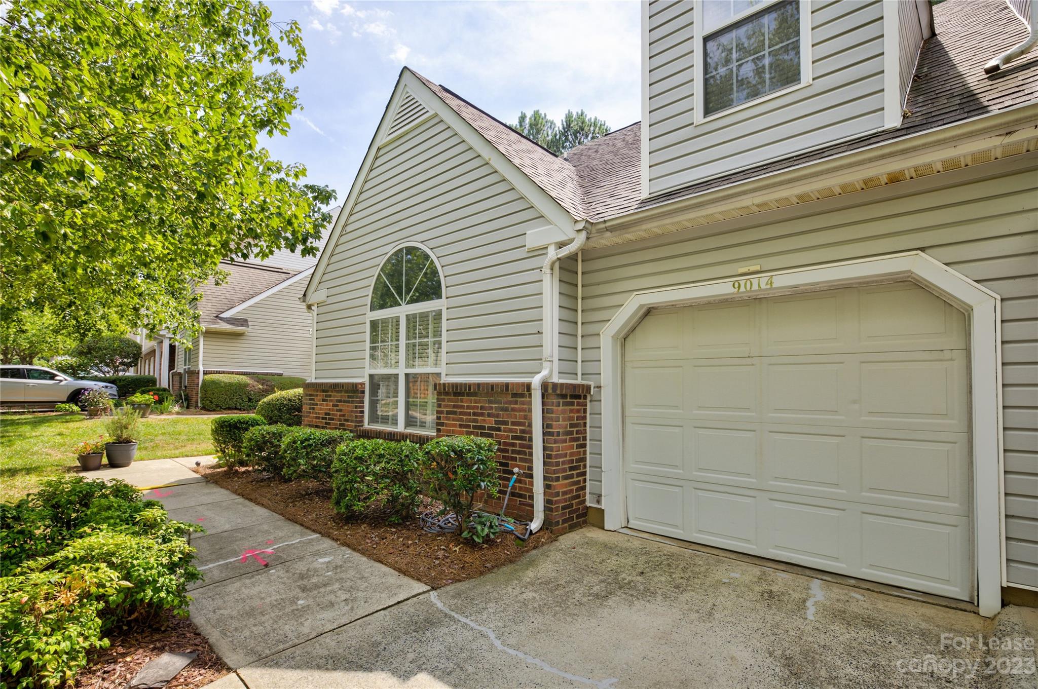 Property image 4 of 9014 Roseton Lane in Southgate Commons, Charlotte, NC 28277