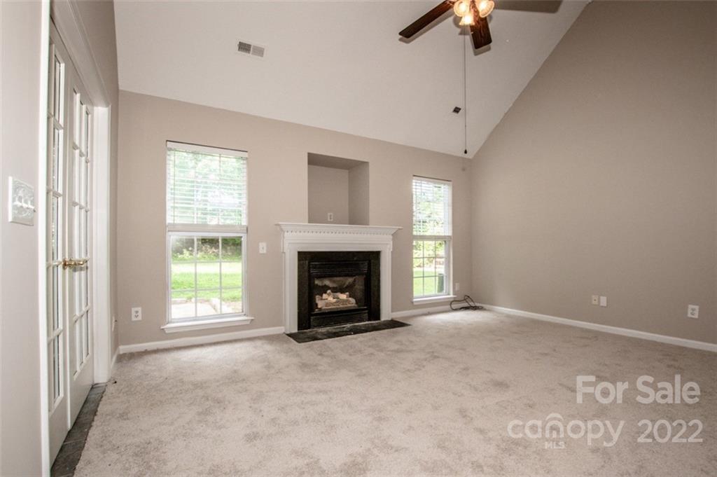 Property image 3 of 12429 Cumberland Crest Drive in Covington, Huntersville, NC 28078