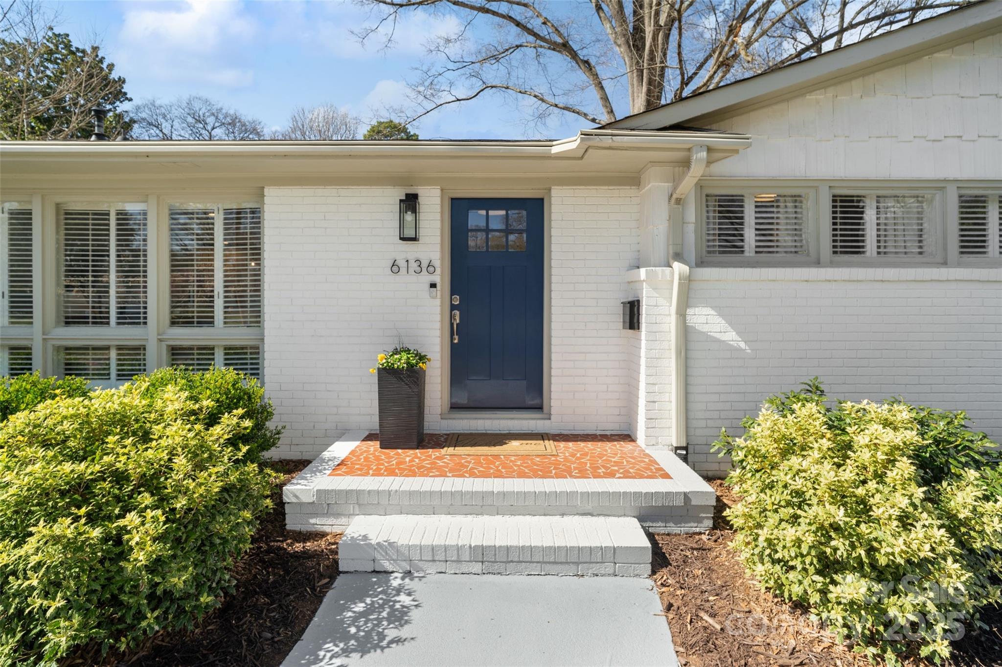 Property image 3 of 6136 Montpelier Road in Montclaire, Charlotte, NC 28210