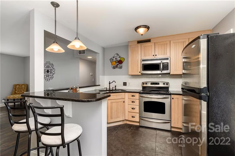 Property image 4 at 4915 Park Road, Charlotte, NC 28209