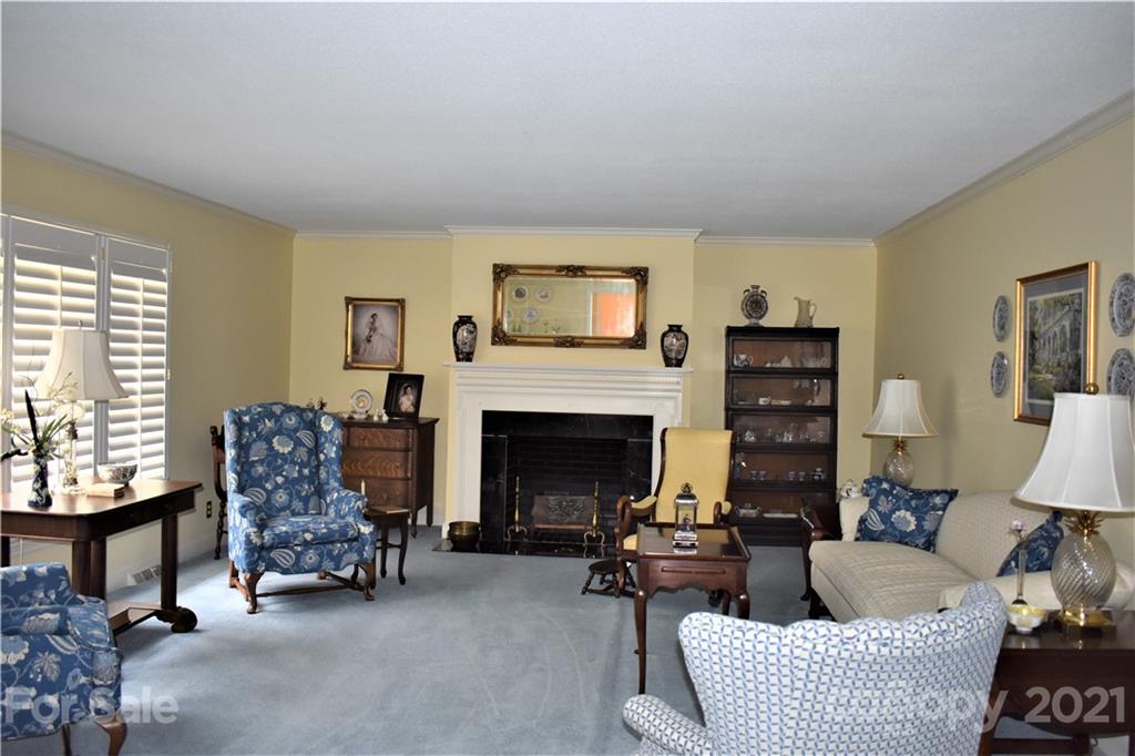 Property image 4 of 314 Linn Circle in Eagle Heights, Salisbury, NC 28144