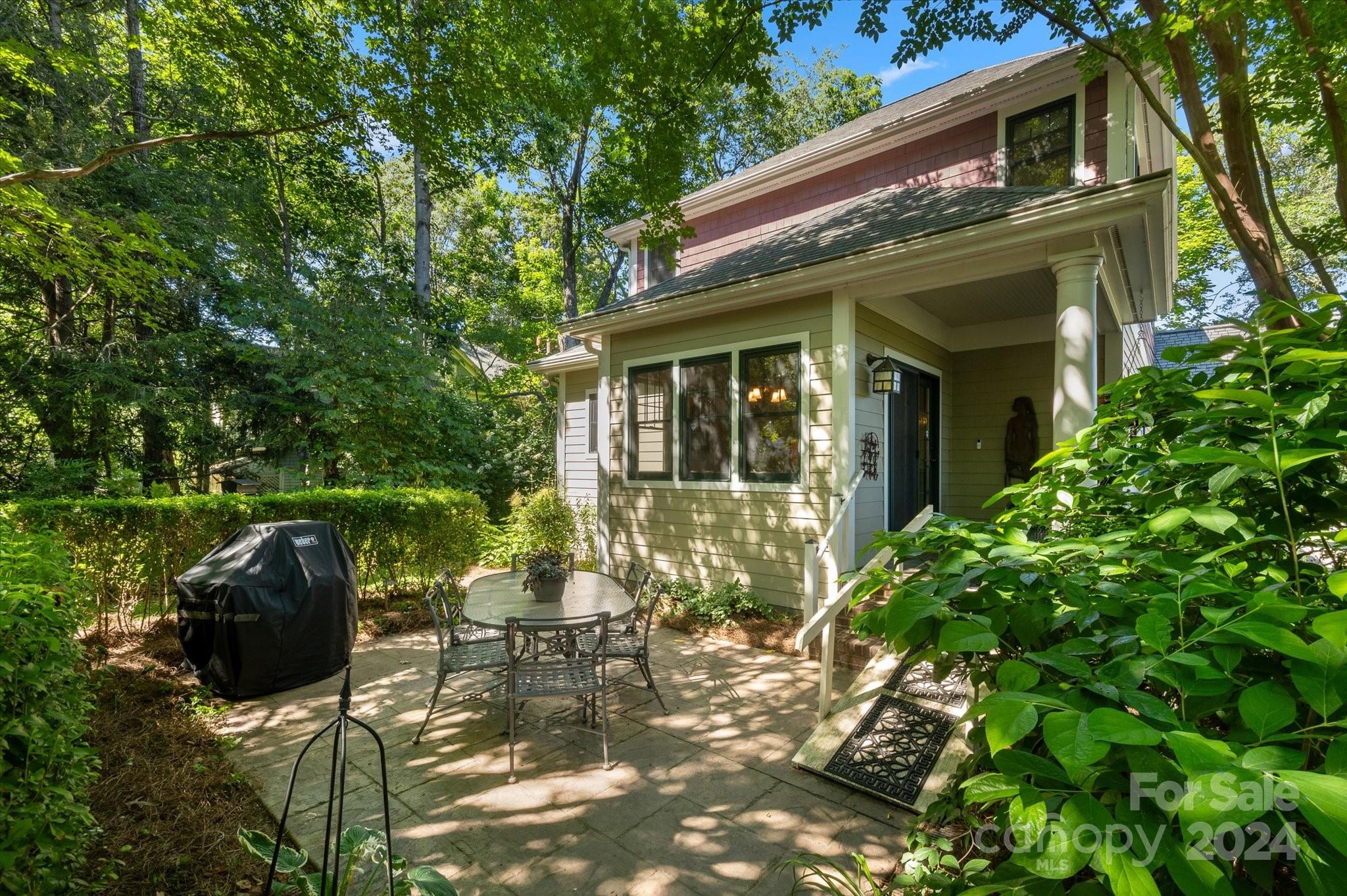 Property image 4 of 312 Montford Avenue in Montford, Asheville, NC 28801