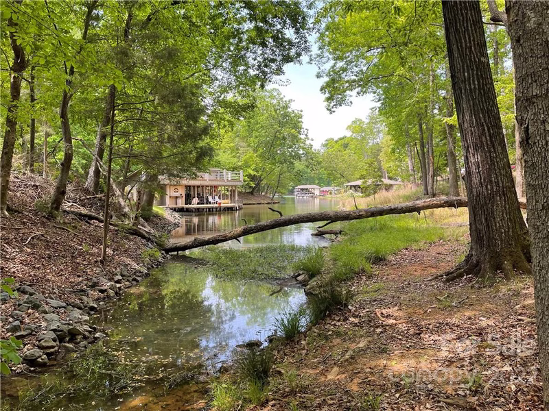 434 Plantation Way