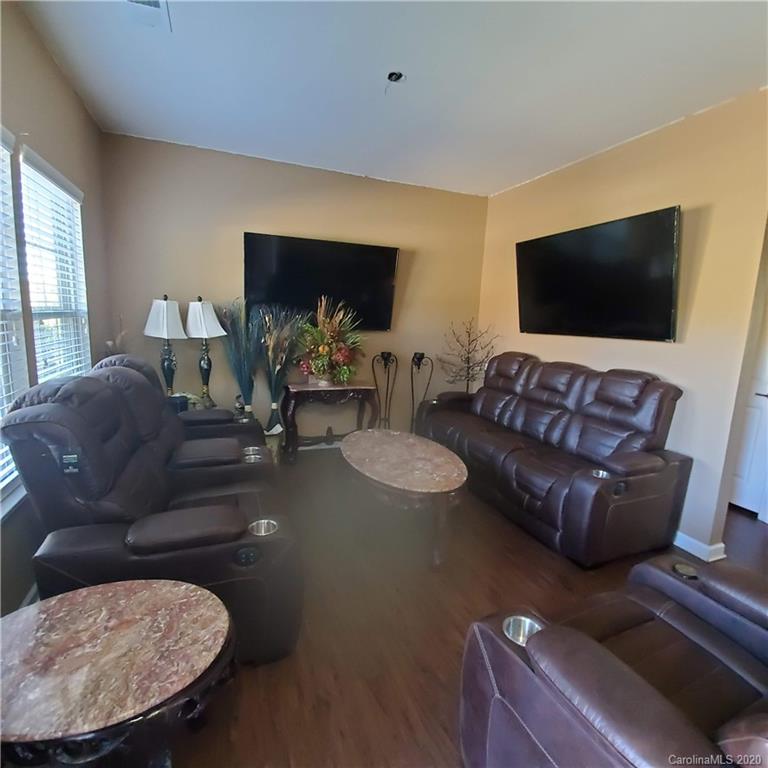 Property image 5 of 717 Rosegate Drive in Rosegate, Gastonia, NC 28056