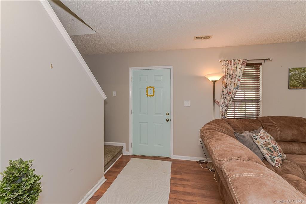 Property image 4 of 2404 Ivy Run Drive in Oak Grove, Indian Trail, NC 28079