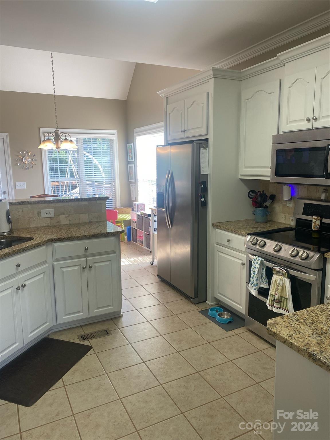 Property image 5 of 5417 Spindle Ridge Lane in Cramer Woods, Gastonia, NC 28056