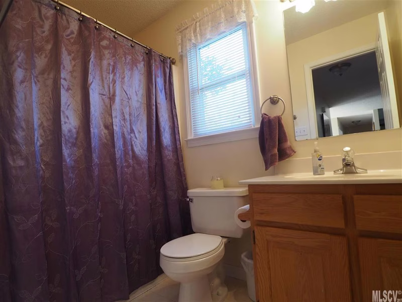 Property image 3 at 1323 Grady Lane, Hickory, NC 28602