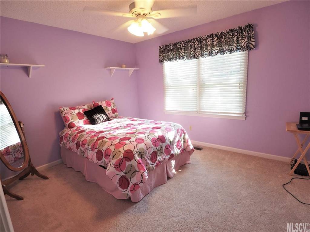 Property image 4 of 1323 Grady Lane in Melrose Place, Hickory, NC 28602