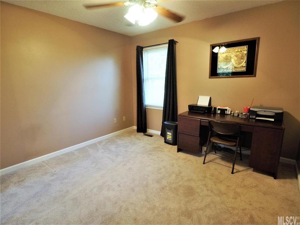 Property image 5 of 1323 Grady Lane in Melrose Place, Hickory, NC 28602