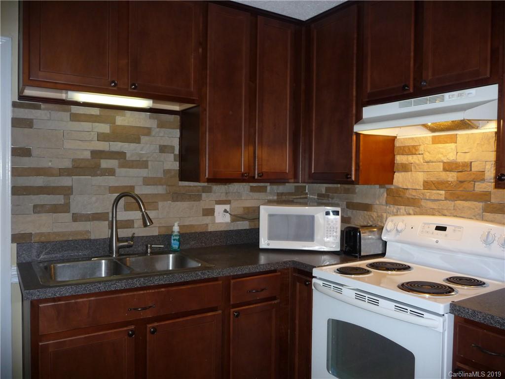 Property image 5 of 124 Kennerly Drive in Indian Trail Park, Indian Trail, NC 28079