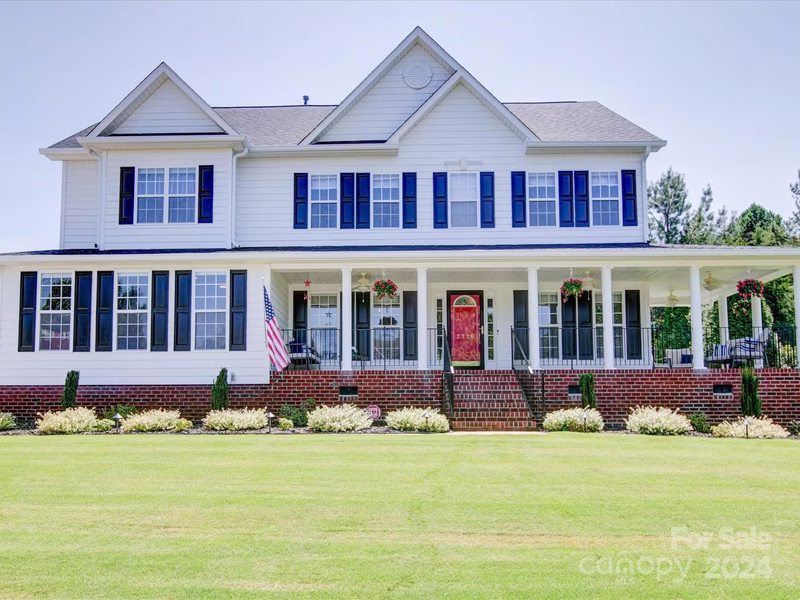 2226 Madeira Circle