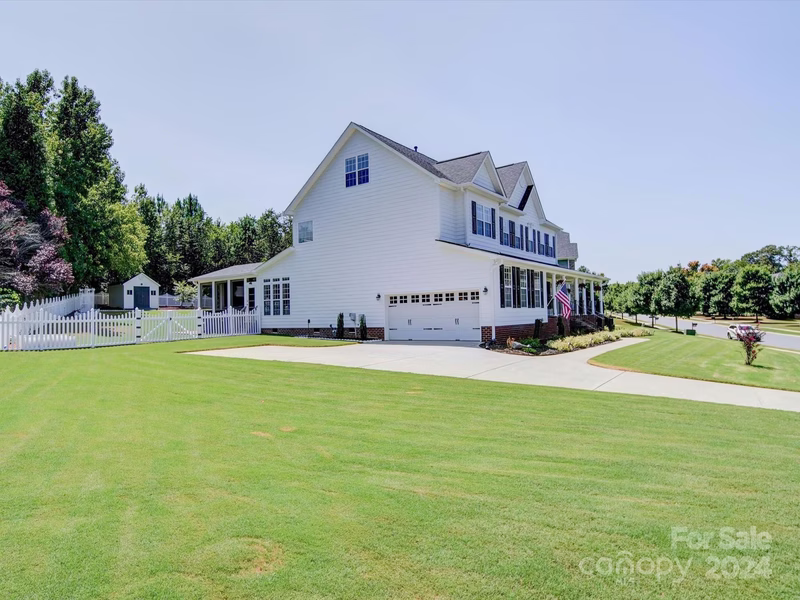 Property image 3 at 2226 Madeira Circle, Waxhaw, NC 28173