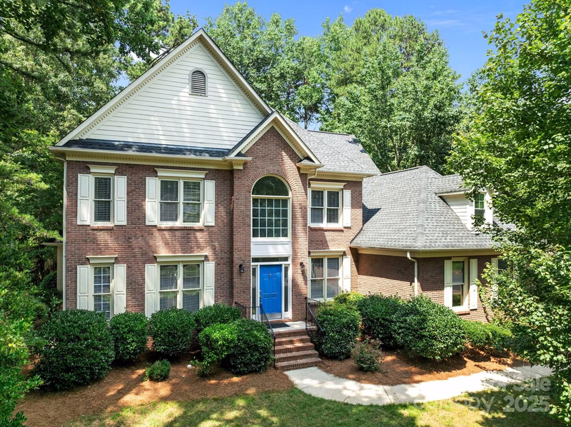 Wynfield Forest, Huntersville Community